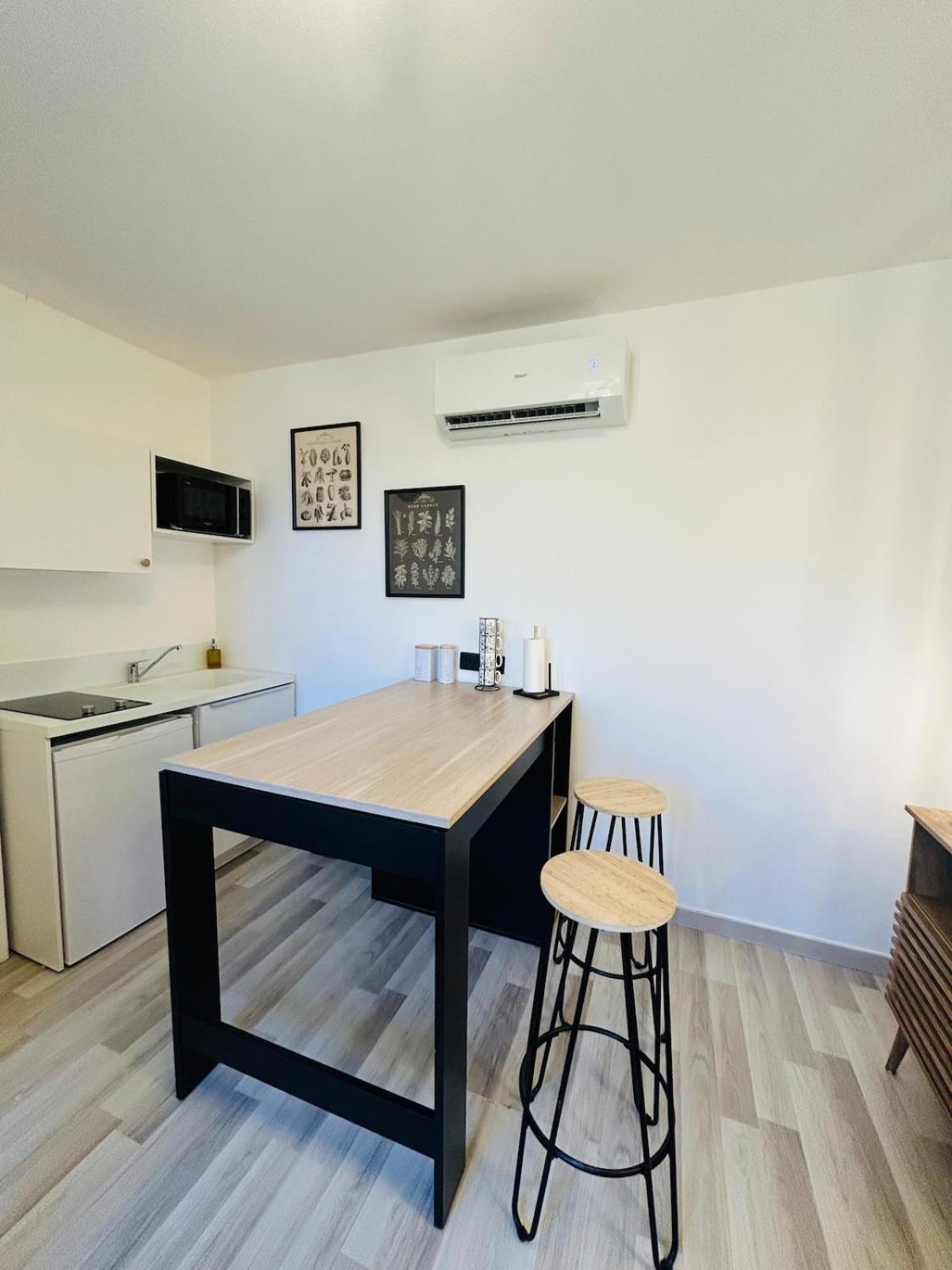 Appartement Charmant Proche Gare 투르 외부 사진